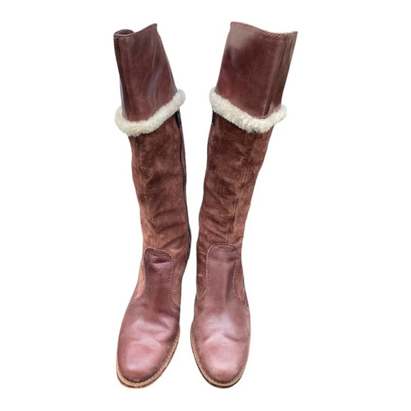 UGG suede and leather brown heeled boot size 9 - Picture 3 of 8